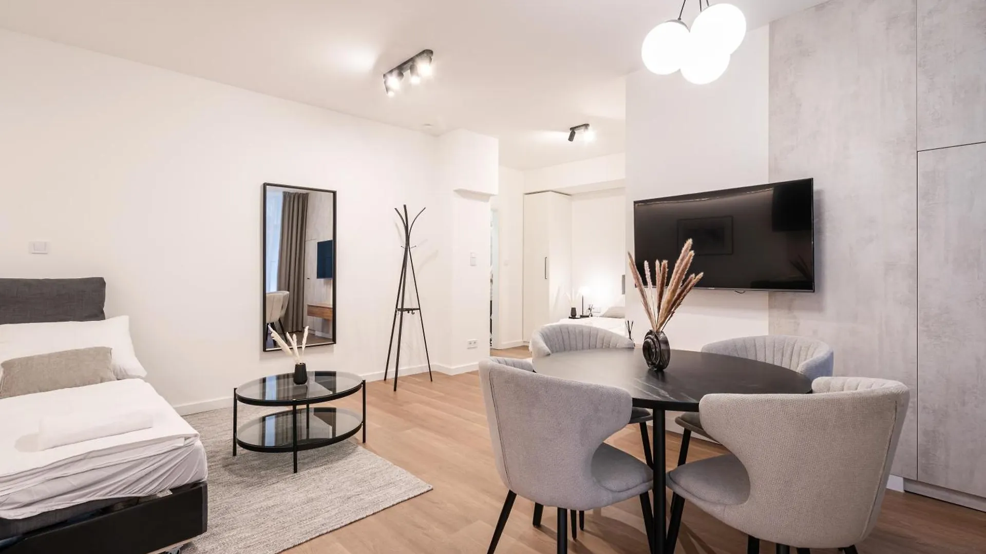 Apartment E23 - Grand Boulevard Design Loft - Best Location By Bqa Budapest Ungarn